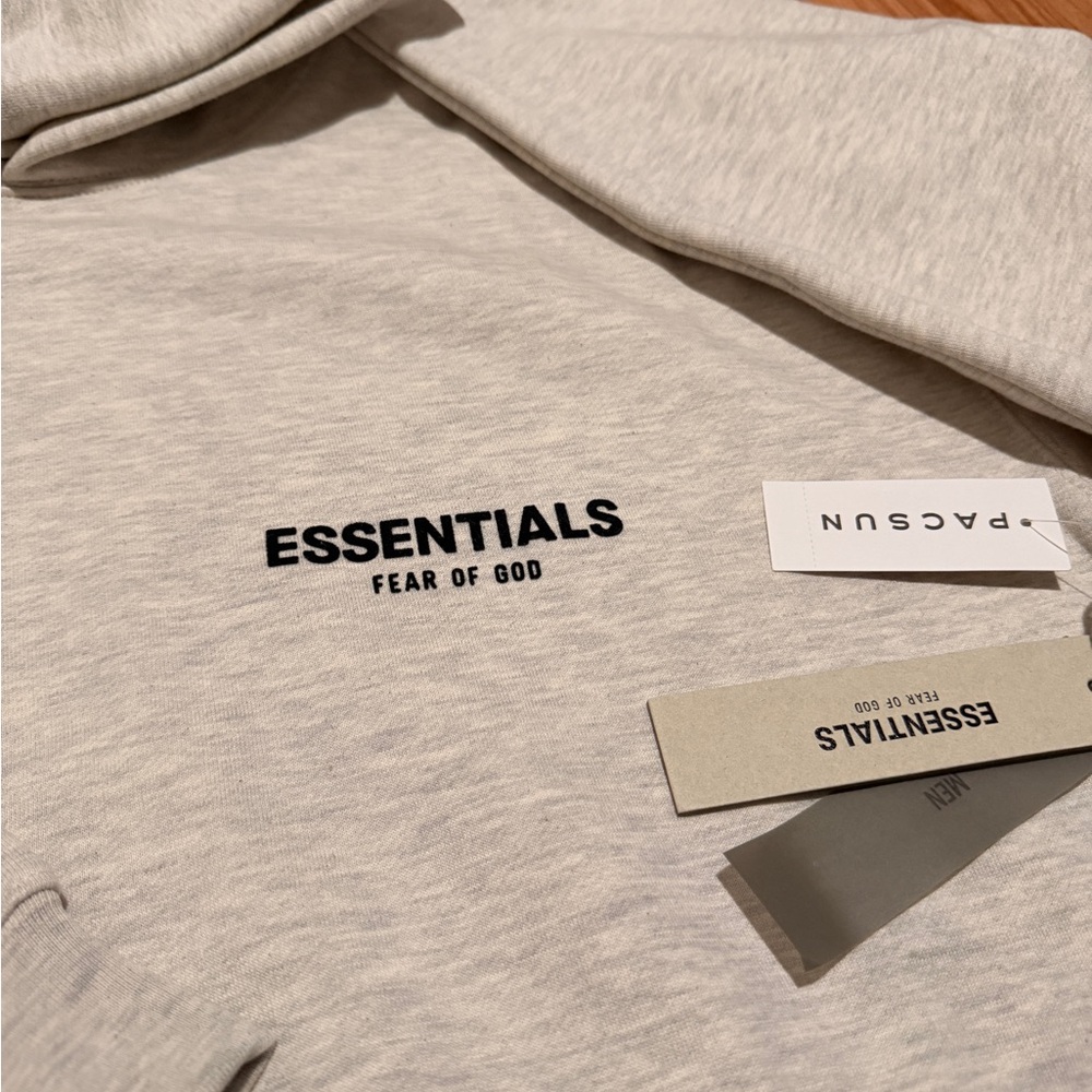 Fear of God: Essentials Hoodie (ss22) - Picture 3 of 6
